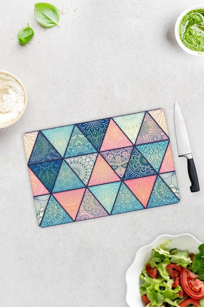 Renkli Mandala Desenli | Cam Kesme Tahtası - Cam Kesme Tablası | 29 cm x 34 cm